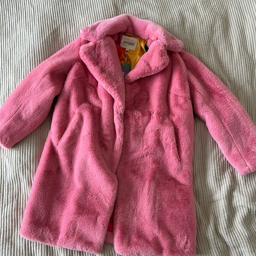 APPARIS pink coat
